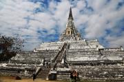 Храм Wat Phu Khao Thong